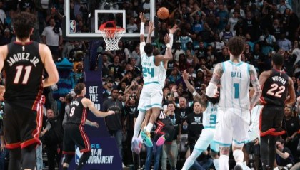 188金宝博体育官方入口-跌宕的剧情与极致个人英雄主义！真正的NBA回来了